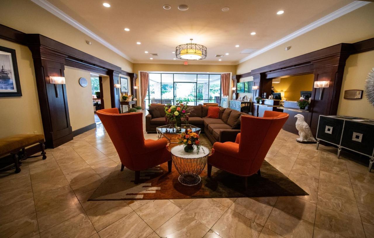 Holiday Inn Bar Harbor Regency Hotel By Ihg Exterior foto