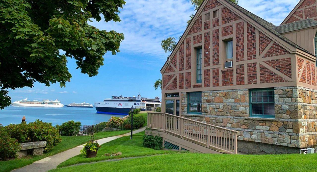 Holiday Inn Bar Harbor Regency Hotel By Ihg Exterior foto